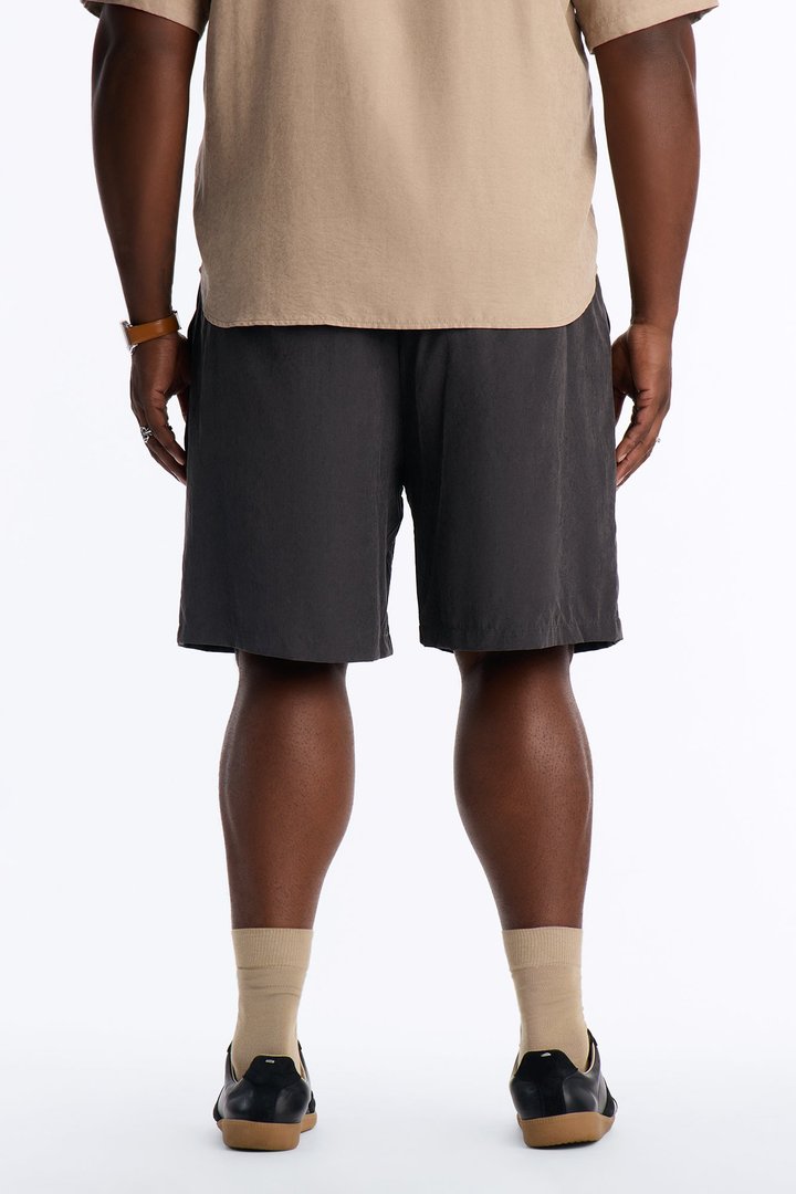 Neo Faux Suede Relaxed Trouser Short - Black