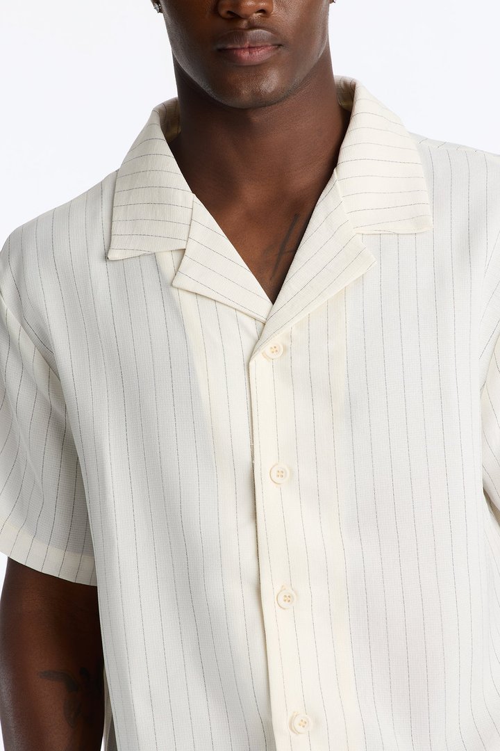 Off Stitch Relaxed Cuban Collar Shirt - Cream/combo