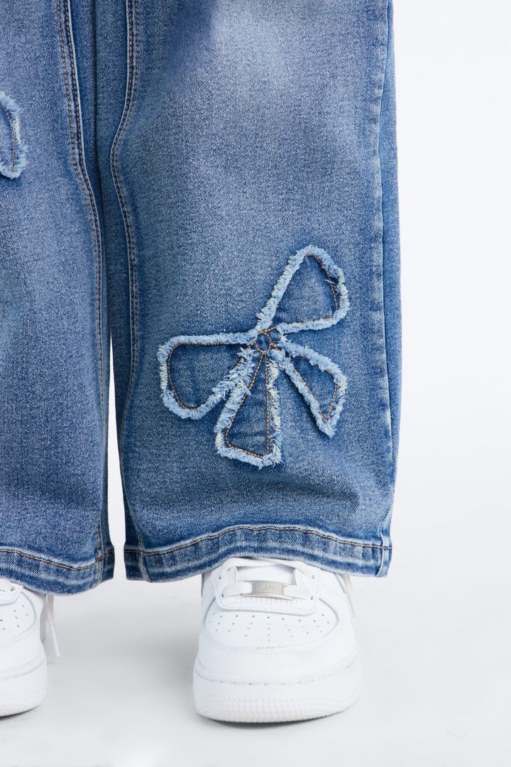 Mini Bows For Days Wide Leg Jeans - Medium Wash