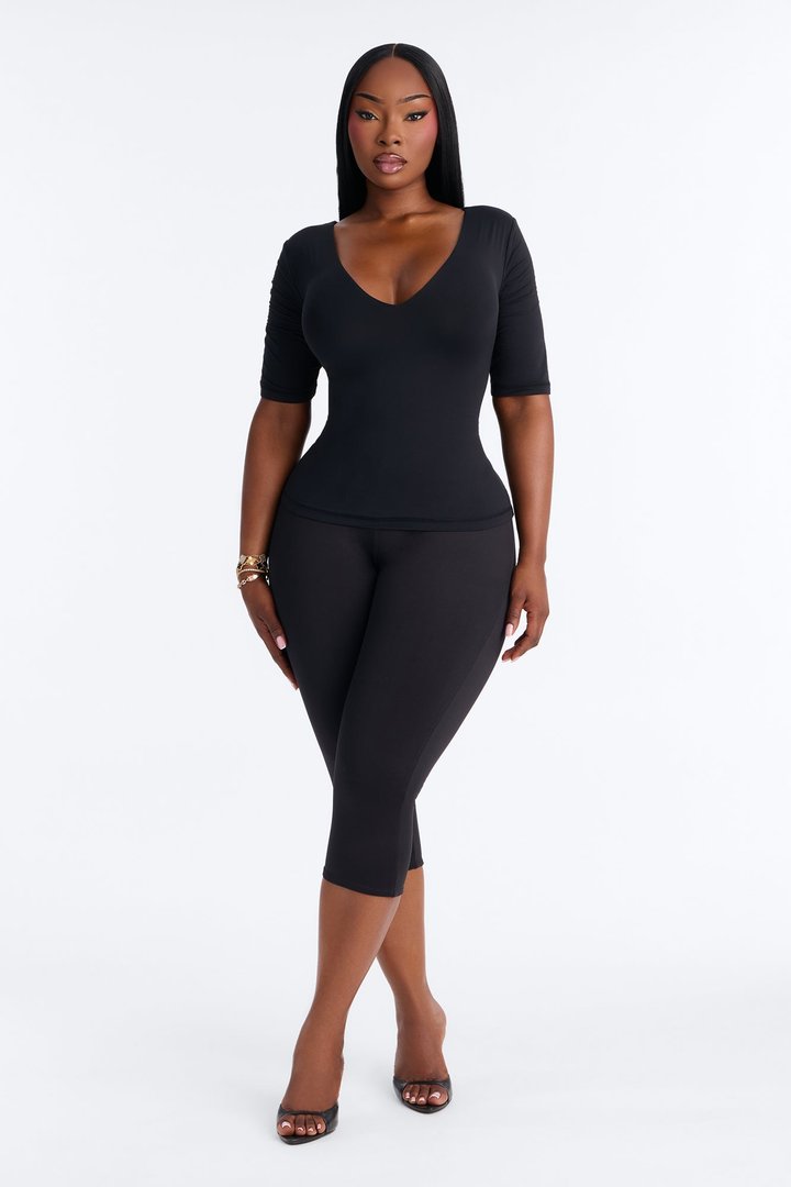 Second Skin Deep U Neck Elbow Sleeve Top - Black