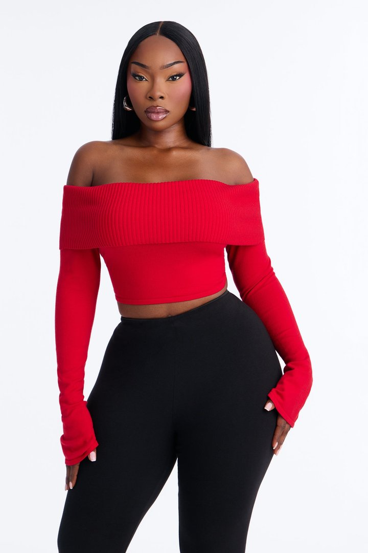 Polly Off Shoulder Sweater - Red