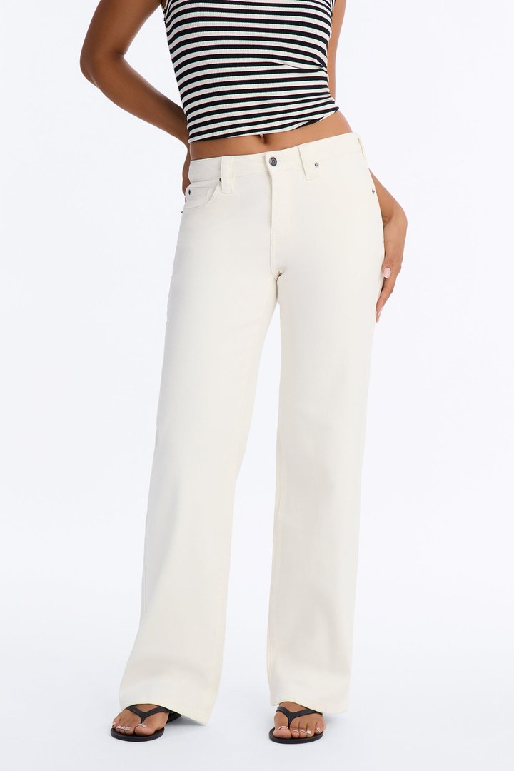 In His League Everyday Wide Leg Jeans - White