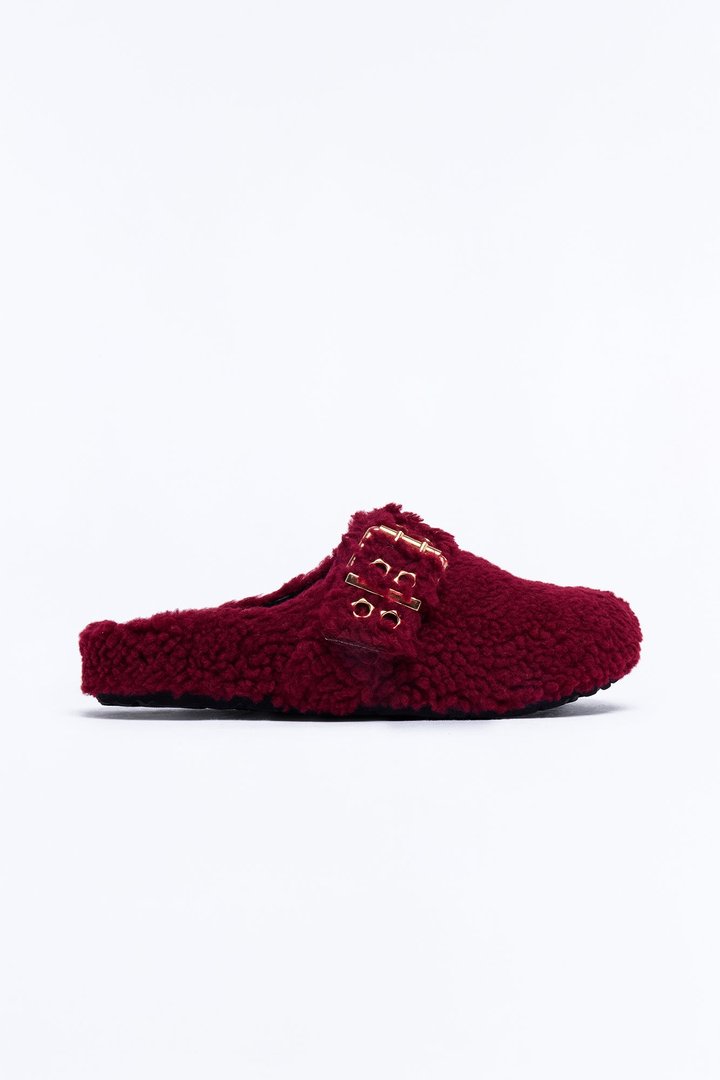 Collie Buckle Sherpa Flats - Red