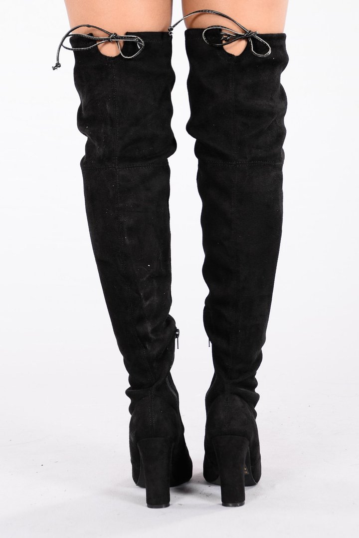 Go With The Flow Boot - Black