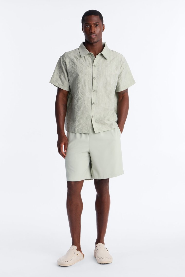 Savanna Textured Button Up Shirt - Sage