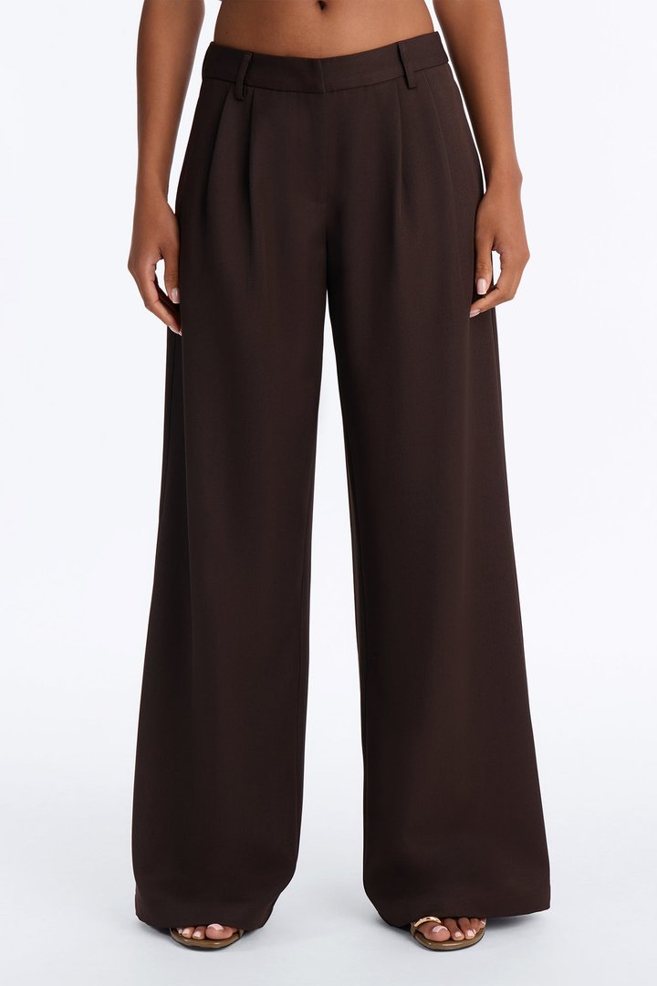 Jet Days High Rise Pleated Wide Leg Trouser - Chocolate