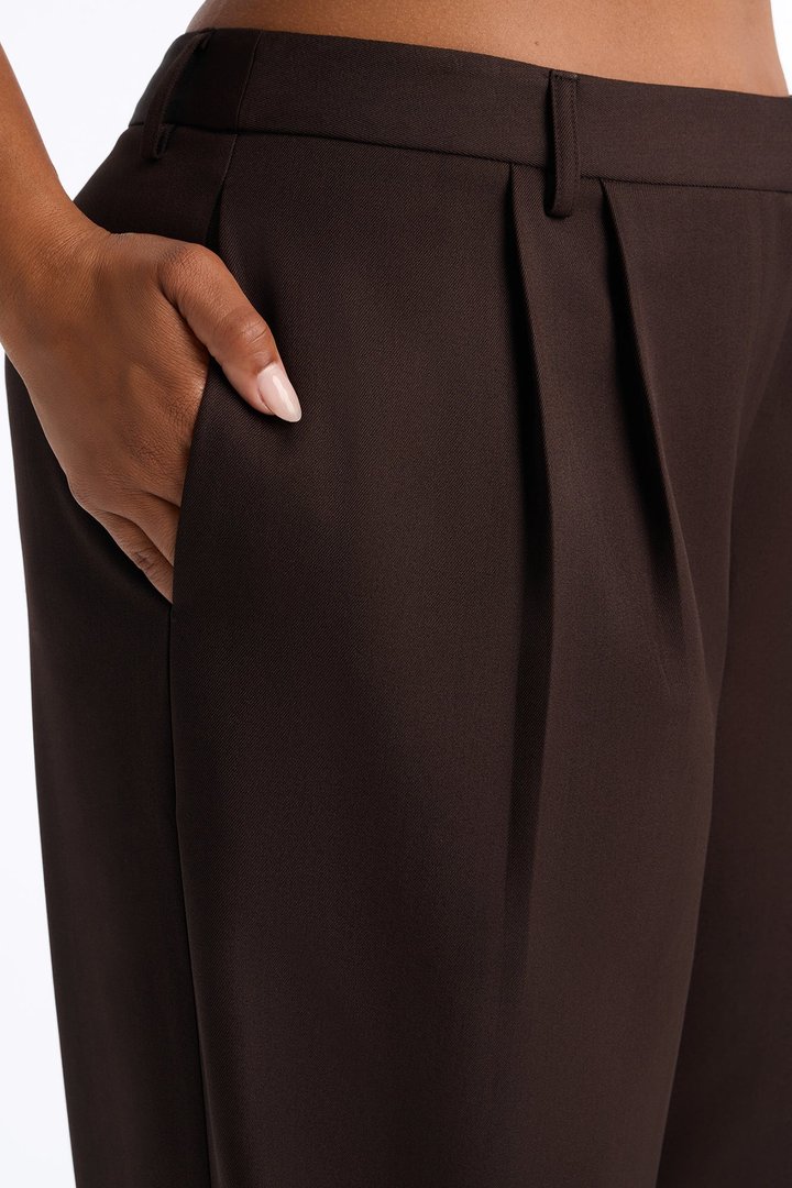Jet Days High Rise Pleated Wide Leg Trouser - Chocolate