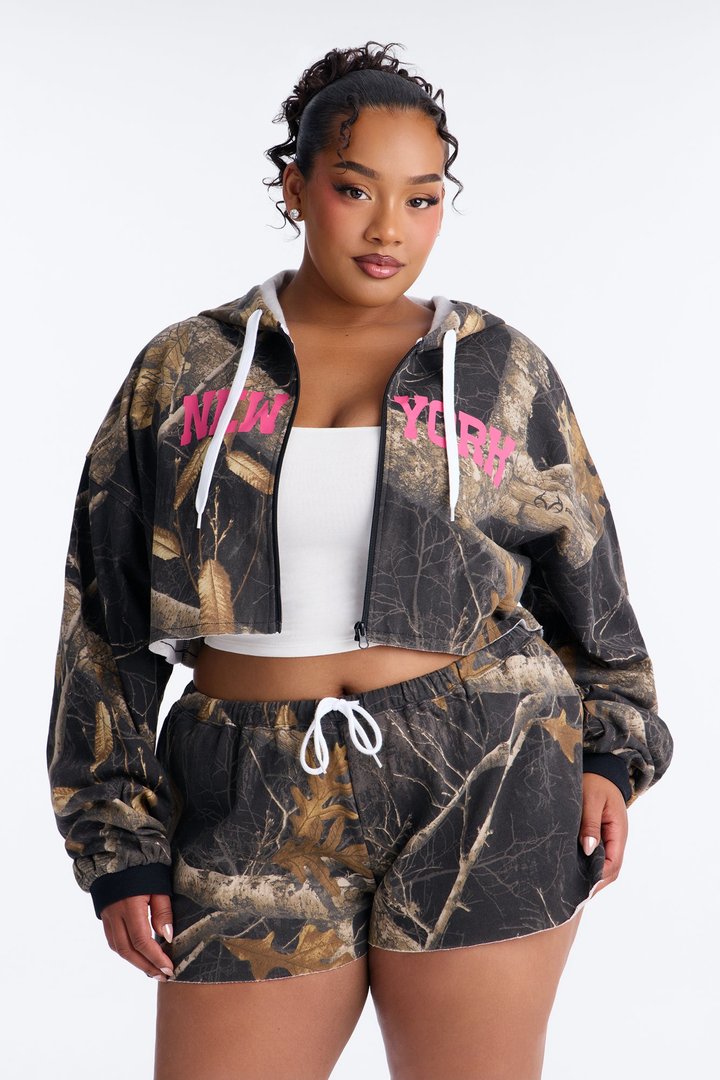 Realtree New York Cropped Zip Up Sweatshirt - Black/combo