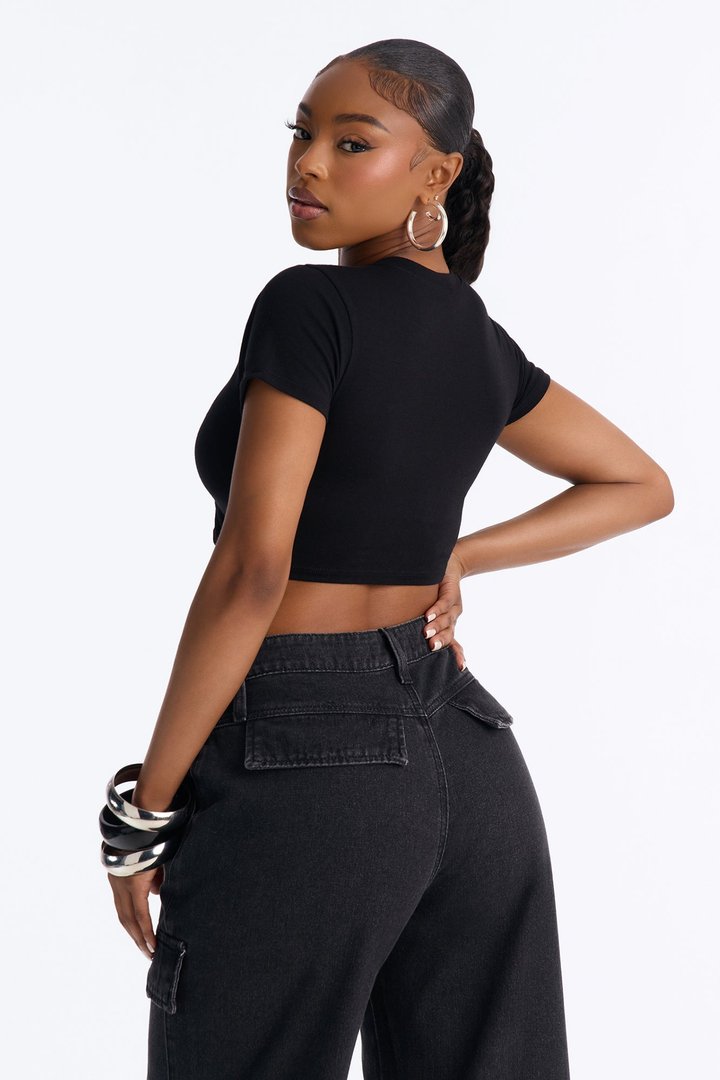Janice Super Cropped Crew Neck Baby Tee - Black