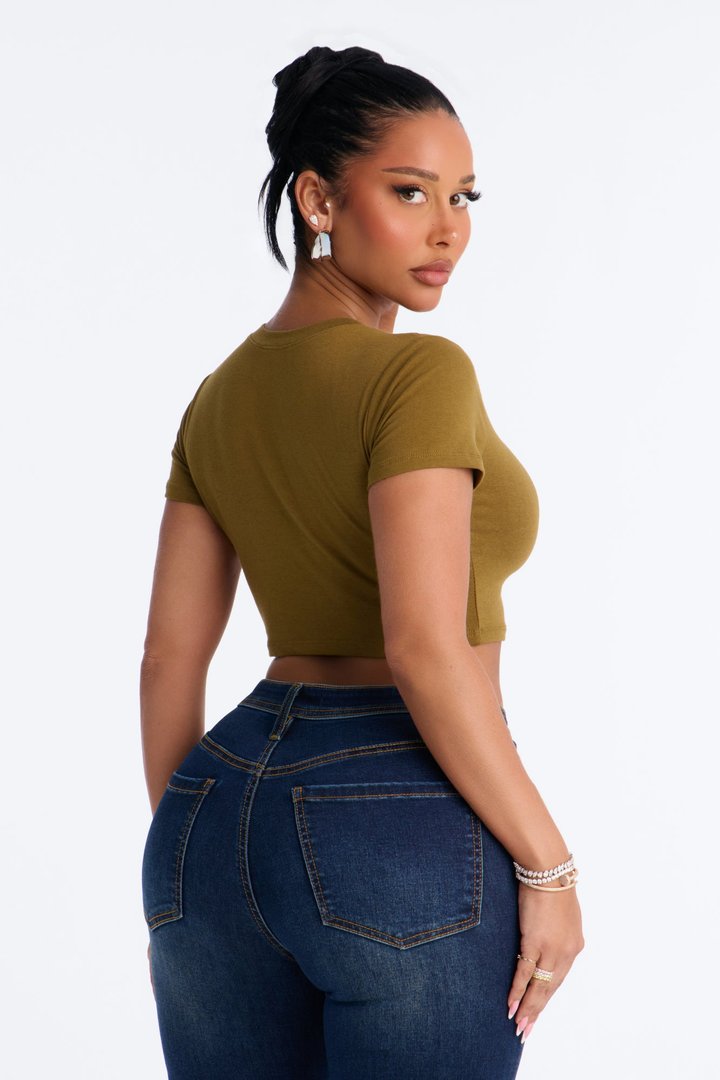 Janice Super Cropped Crew Neck Baby Tee - Olive