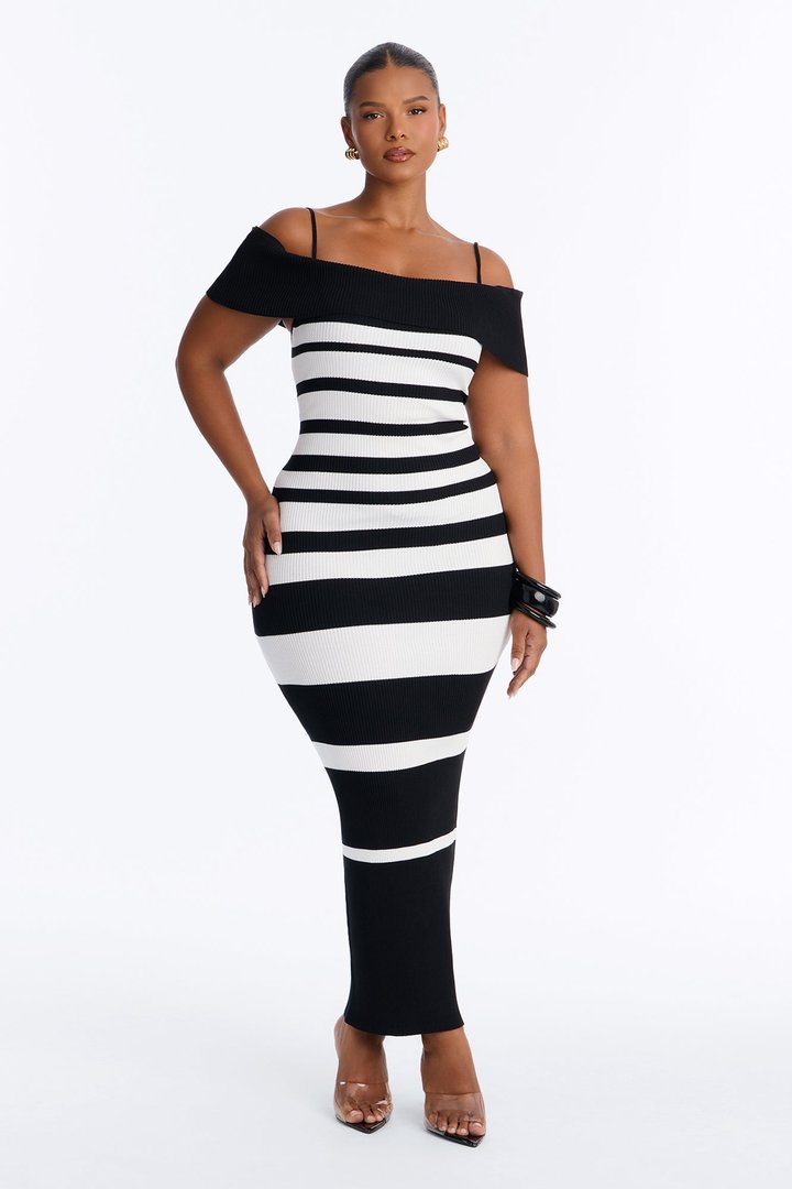 Simple Slay Sweater Maxi Dress - Black/White