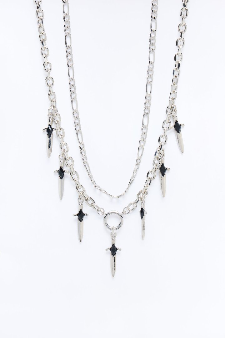 On The Defense Necklace Set - Silver