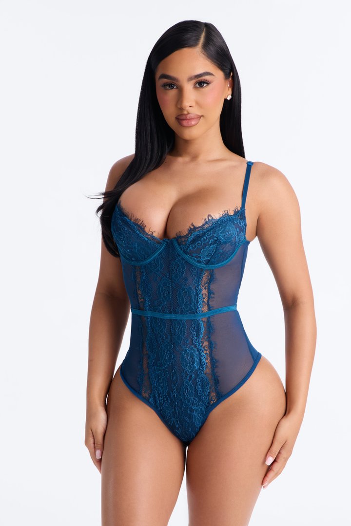 Somebody To Love II Lace Teddy - SkyBlue