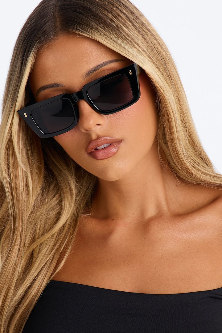 High Stare Sunglasses - Black