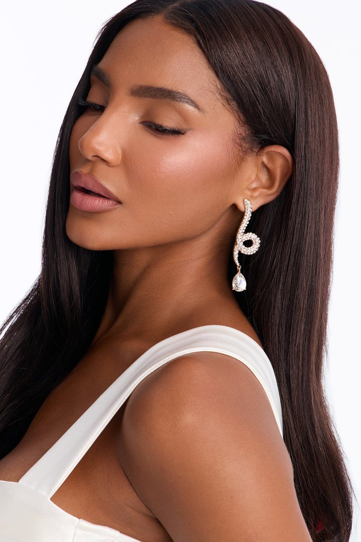 Better Off Alone Drop Earrings - Gold