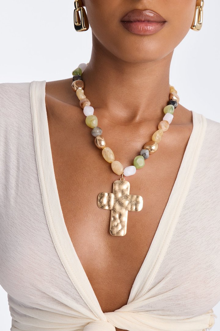 Nothing Comes Between Necklace - Green/combo