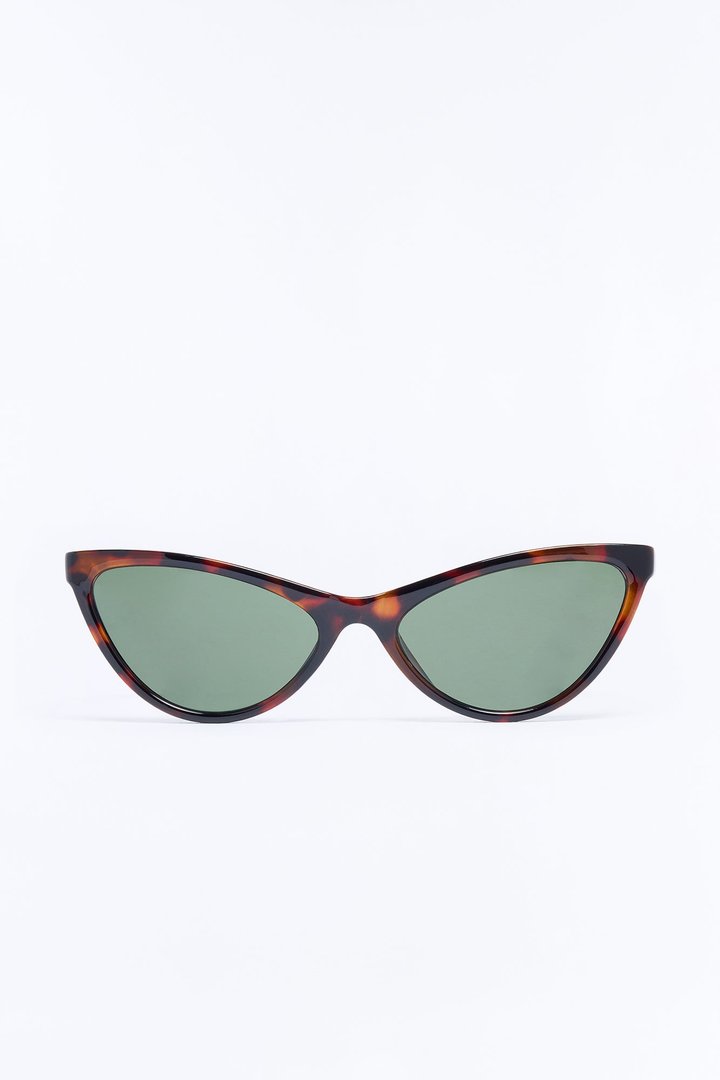 Notice Me Yet Sunglasses - Tortoise