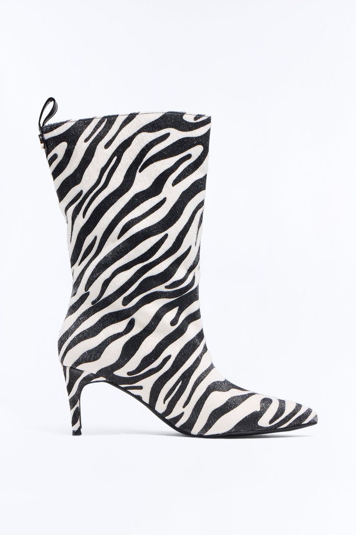 Make Moves Animal Kitten Heel Boots - Black/White