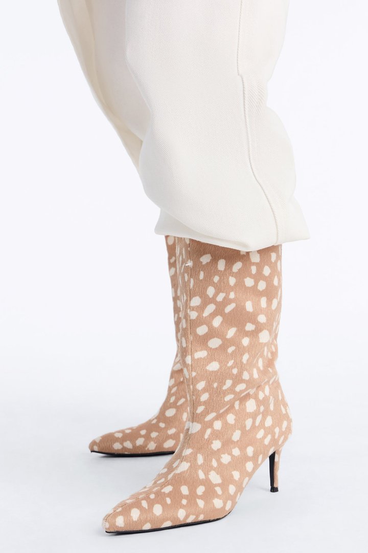 Make Moves Animal Kitten Heel Boots - Tan/Multi