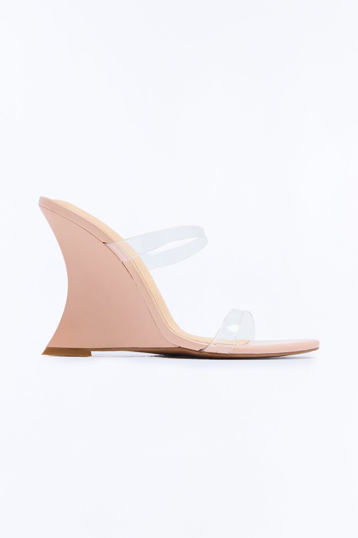 Limit Patent Wedges - Nude