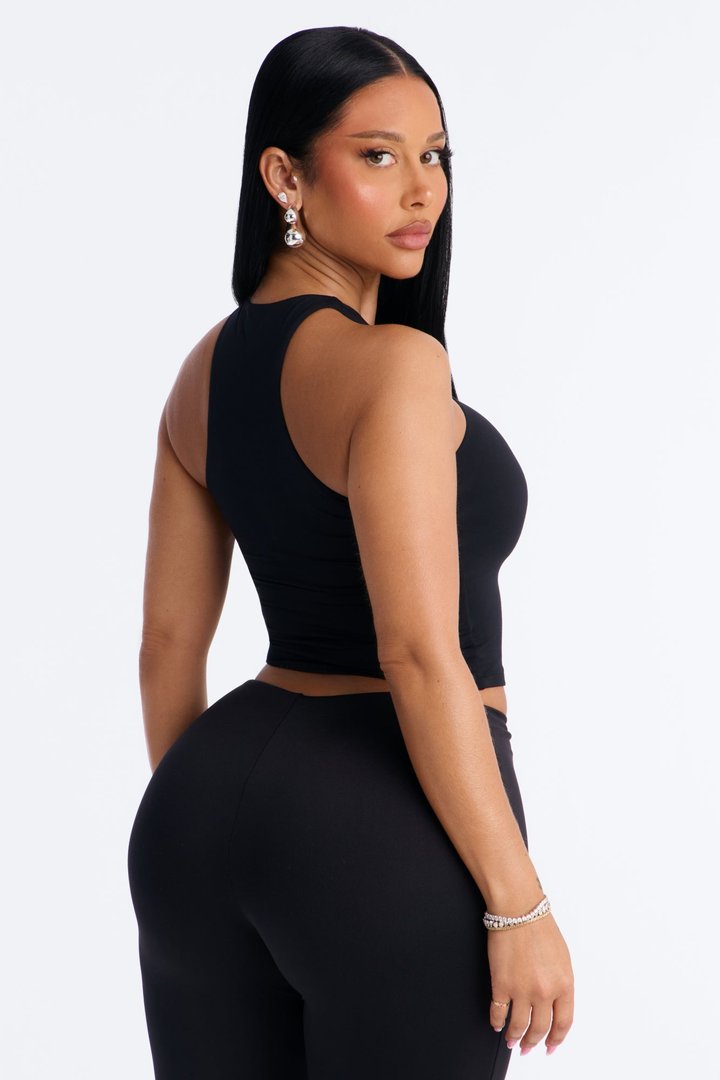 Second Skin Double Lined Front Zip Sleeveless Top - Black