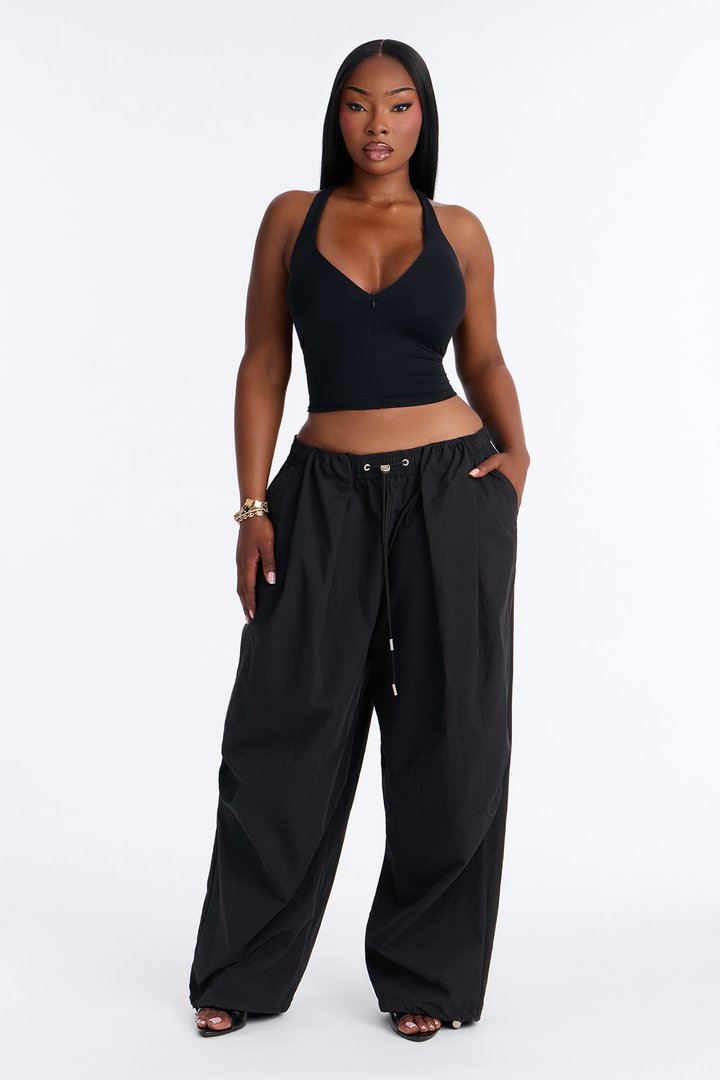 Second Skin Double Lined Front Zip Sleeveless Top - Black