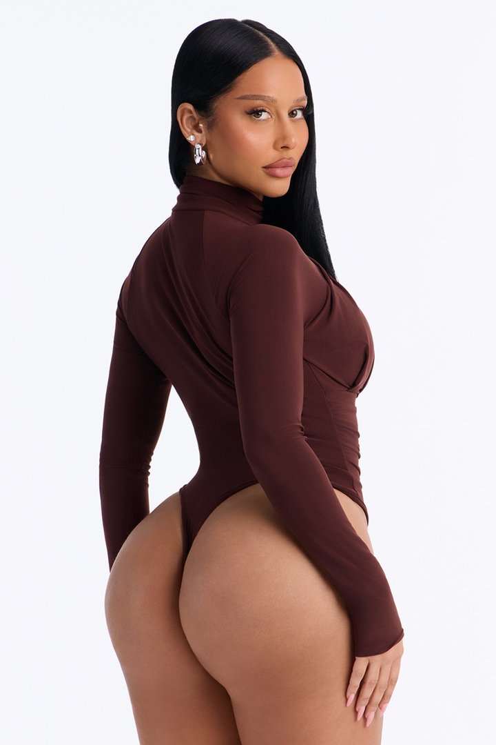 City Dreams Tie Neck Long Sleeve Bodysuit - Chocolate