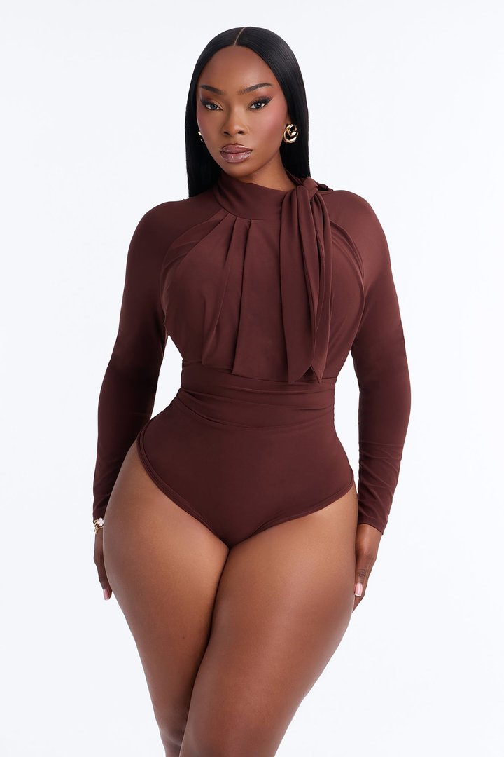 City Dreams Tie Neck Long Sleeve Bodysuit - Chocolate