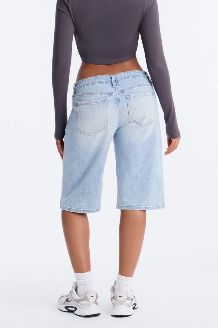 Lizzy Mid Rise Denim Bermudas - Light Wash