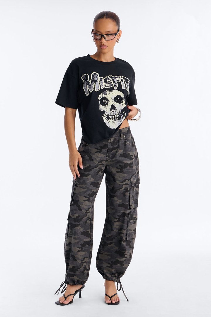 Misfits Iconic Logo Oversized Tee - Black
