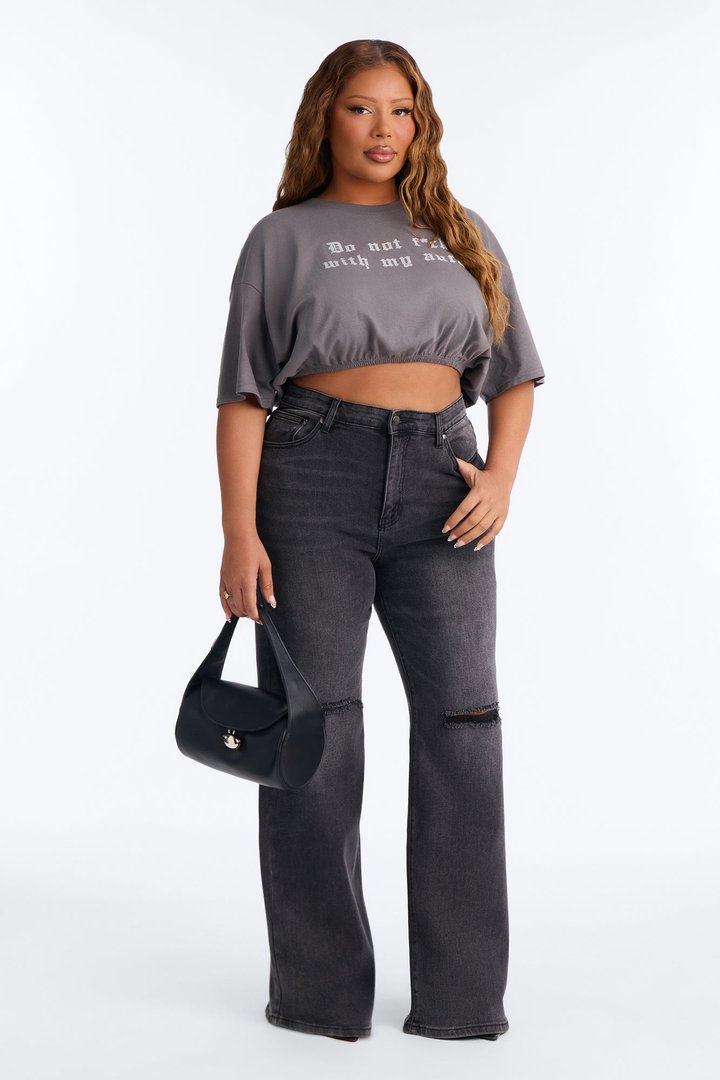 Protect Your Aura Cropped Tee - Charcoal
