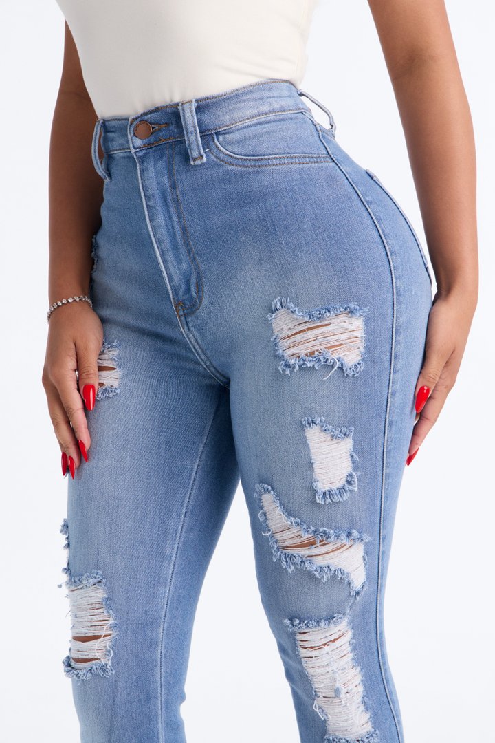 Be Right Back Ripped Skinny Jeans - Light Wash