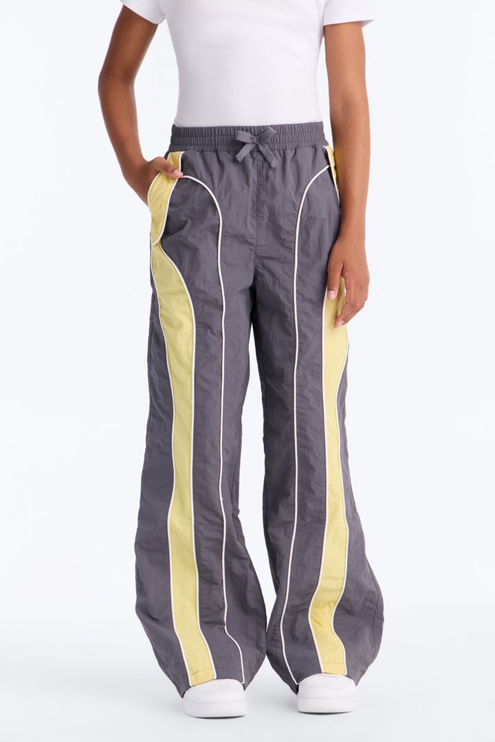 Mini New Era Colorblock Track Pant - Charcoal/combo
