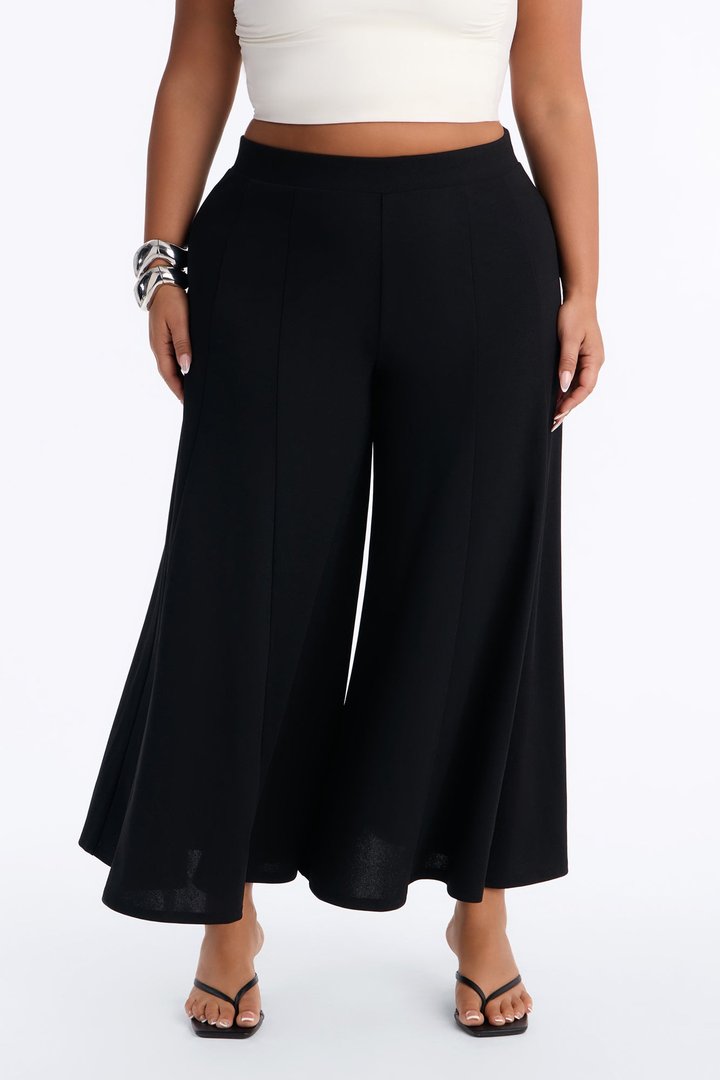 Clara Mid Rise Pull On Culotte Trouser - Black