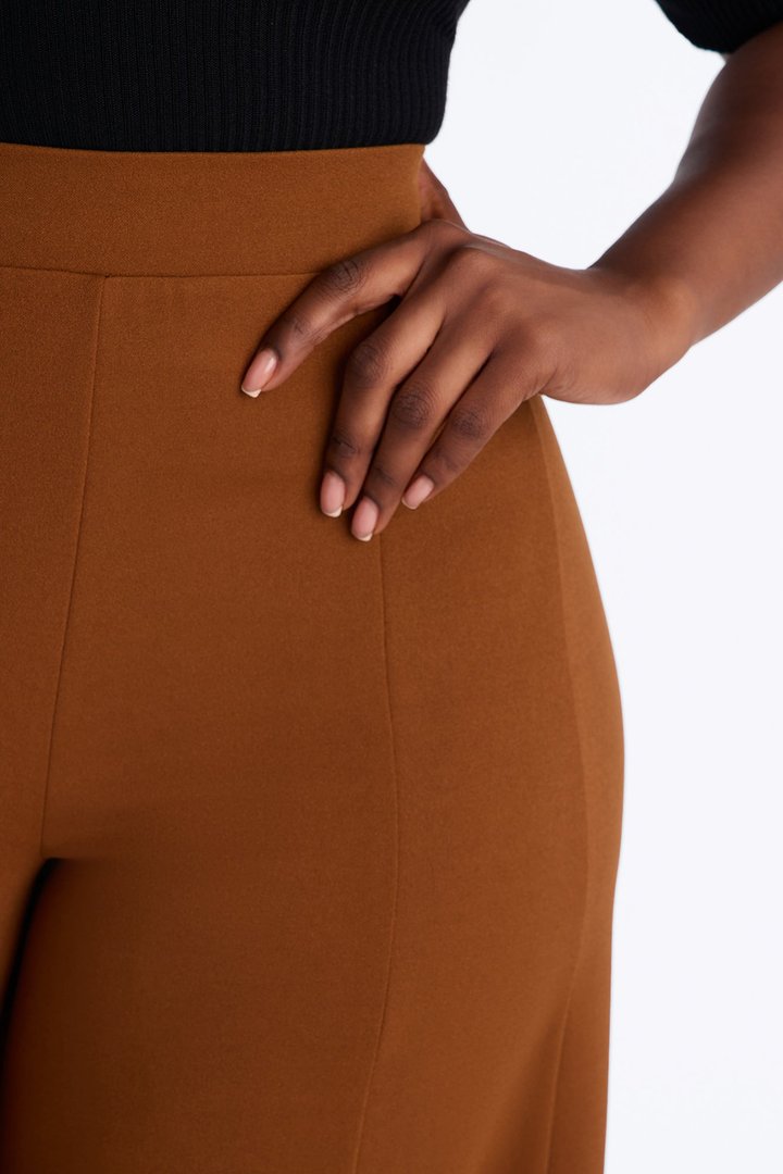 Clara Mid Rise Pull On Culotte Trouser - Spice