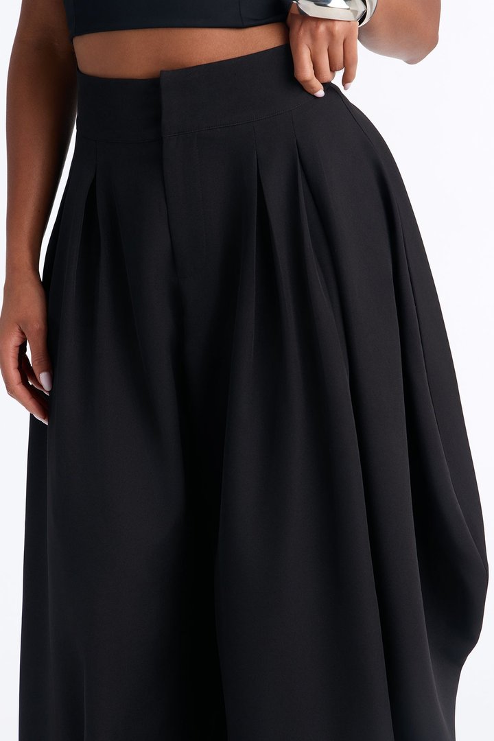 Naomi Exaggerated Barrel Leg Trouser - Black