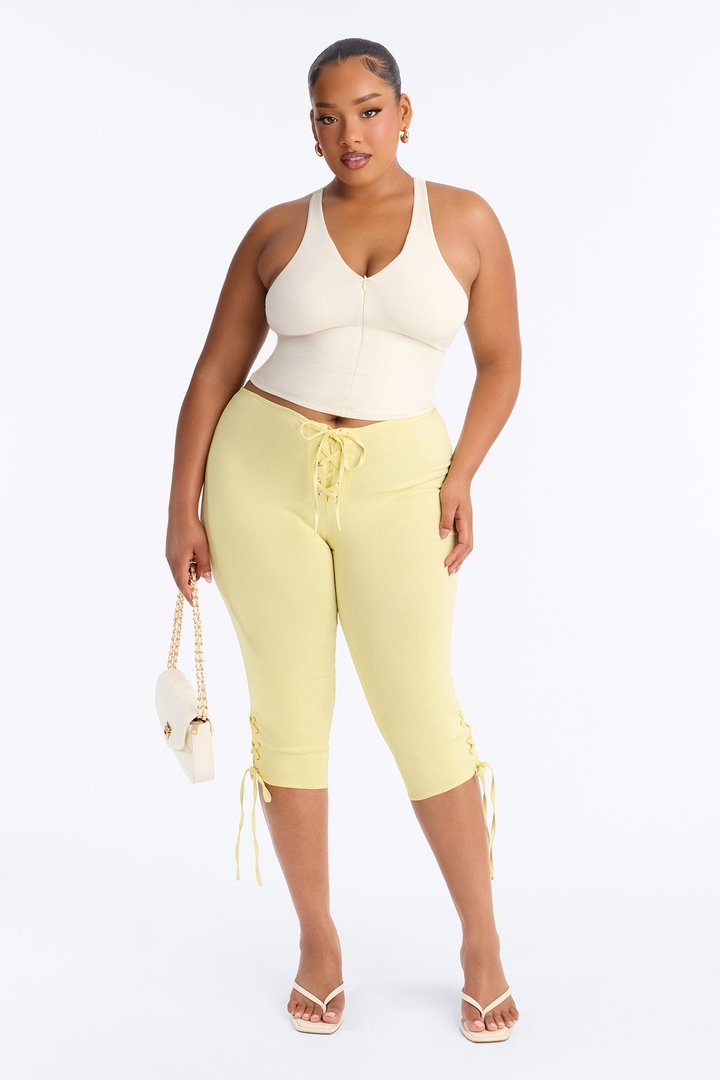 Inara Mid Rise Skinny Capri Pant - Butter Yellow