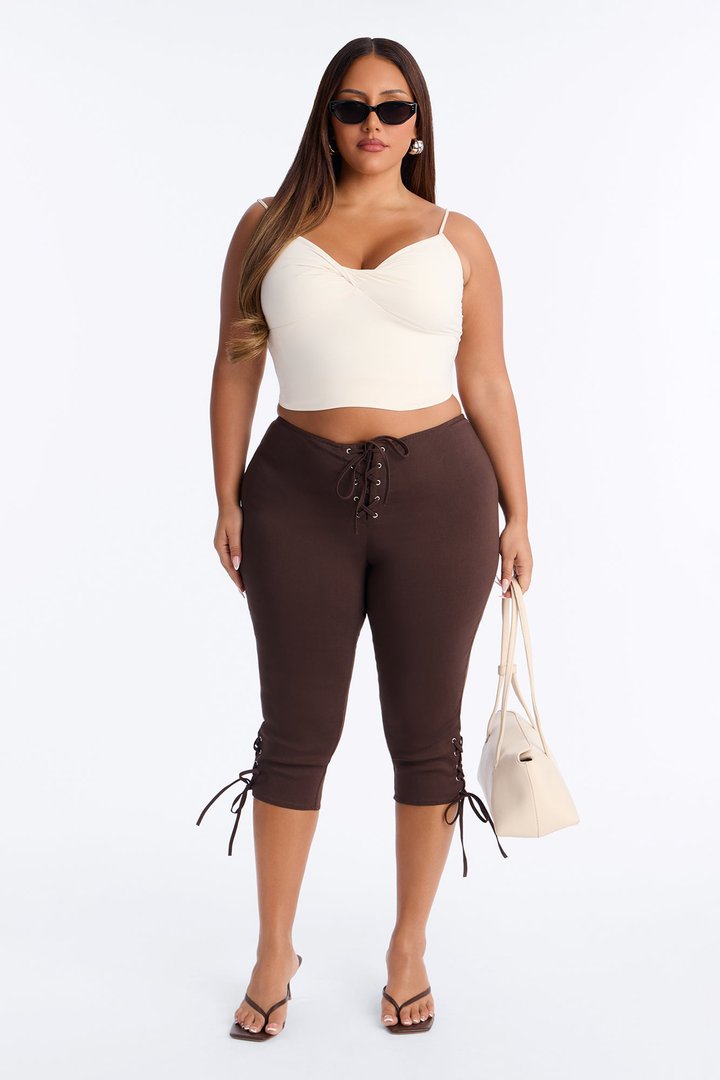 Inara Mid Rise Skinny Capri Pant - Chocolate