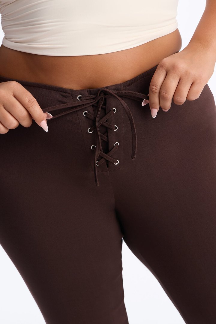 Inara Mid Rise Skinny Capri Pant - Chocolate