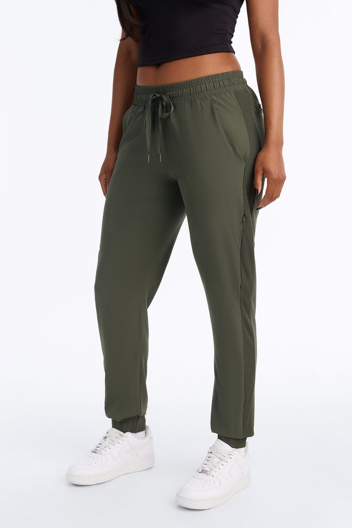 Gentle Grace Scrub Jogger Pant - Olive