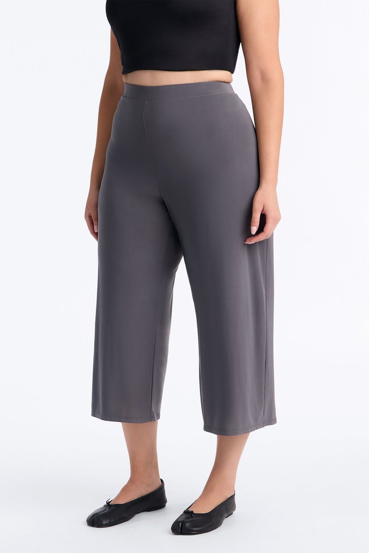 Girls Night Out Wide Leg Culotte Pant 21″ - Charcoal