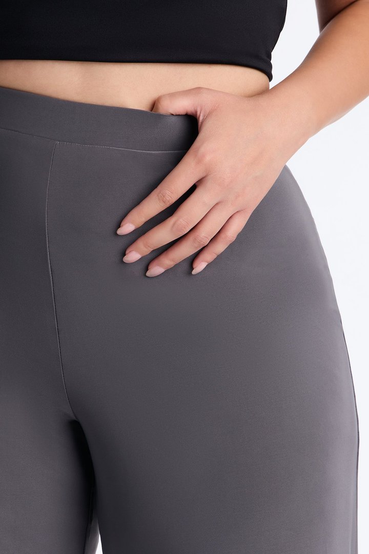 Girls Night Out Wide Leg Culotte Pant 21″ - Charcoal