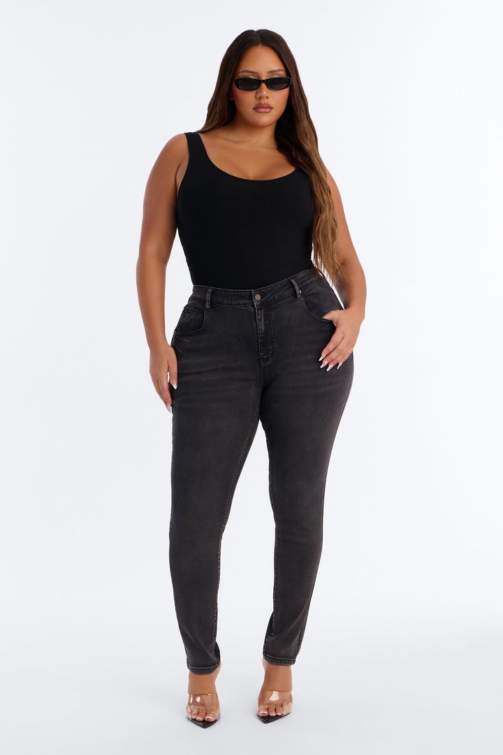 Tall She's An Icon Curvy Stretch Skinny Jeans - Black Wash