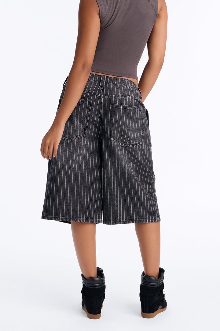 Drop A Dime Striped Denim Jorts - Black/combo