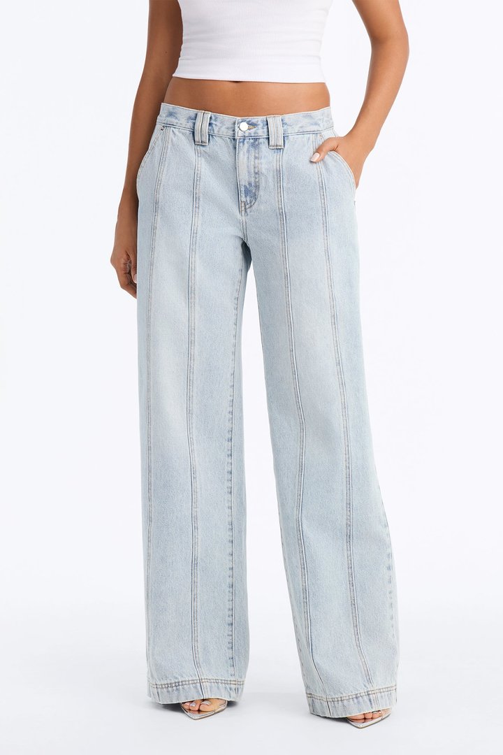 Seams Like Trouble Non Stretch Straight Leg Jeans - Light Wash