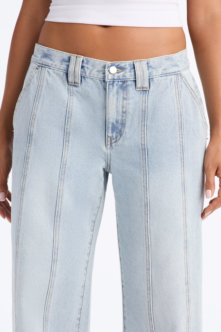 Seams Like Trouble Non Stretch Straight Leg Jeans - Light Wash