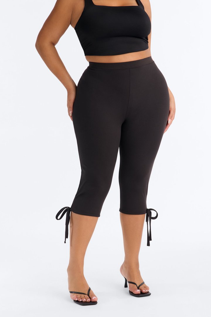Scout Low Rise Side Tie Capri Leggings - Black