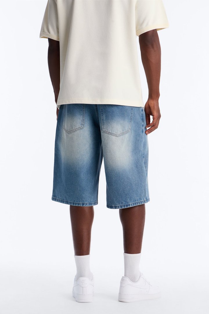 Baggy On the Go Denim Short - Light Blue Wash