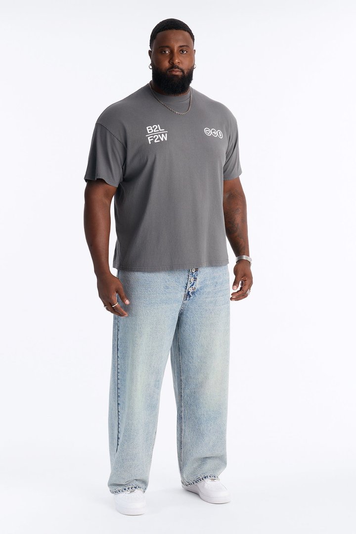 Baggy Button Riot Jeans - Light Blue Wash