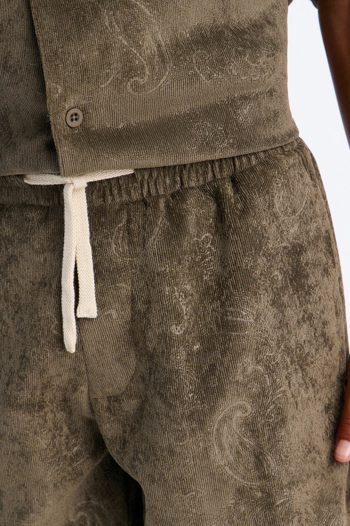 Mini Relaxed Field Of Paisley Short - Olive